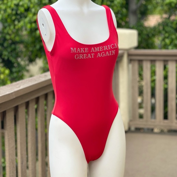 🇺🇸 Maga Swimsuit one Piece American flag - Picture 9 of 14
